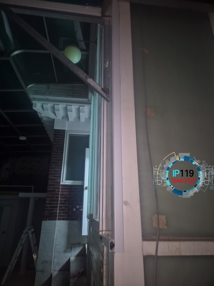 광진구 빌라 외부 감시카메라 설치를 위한 랜공사 야간작업